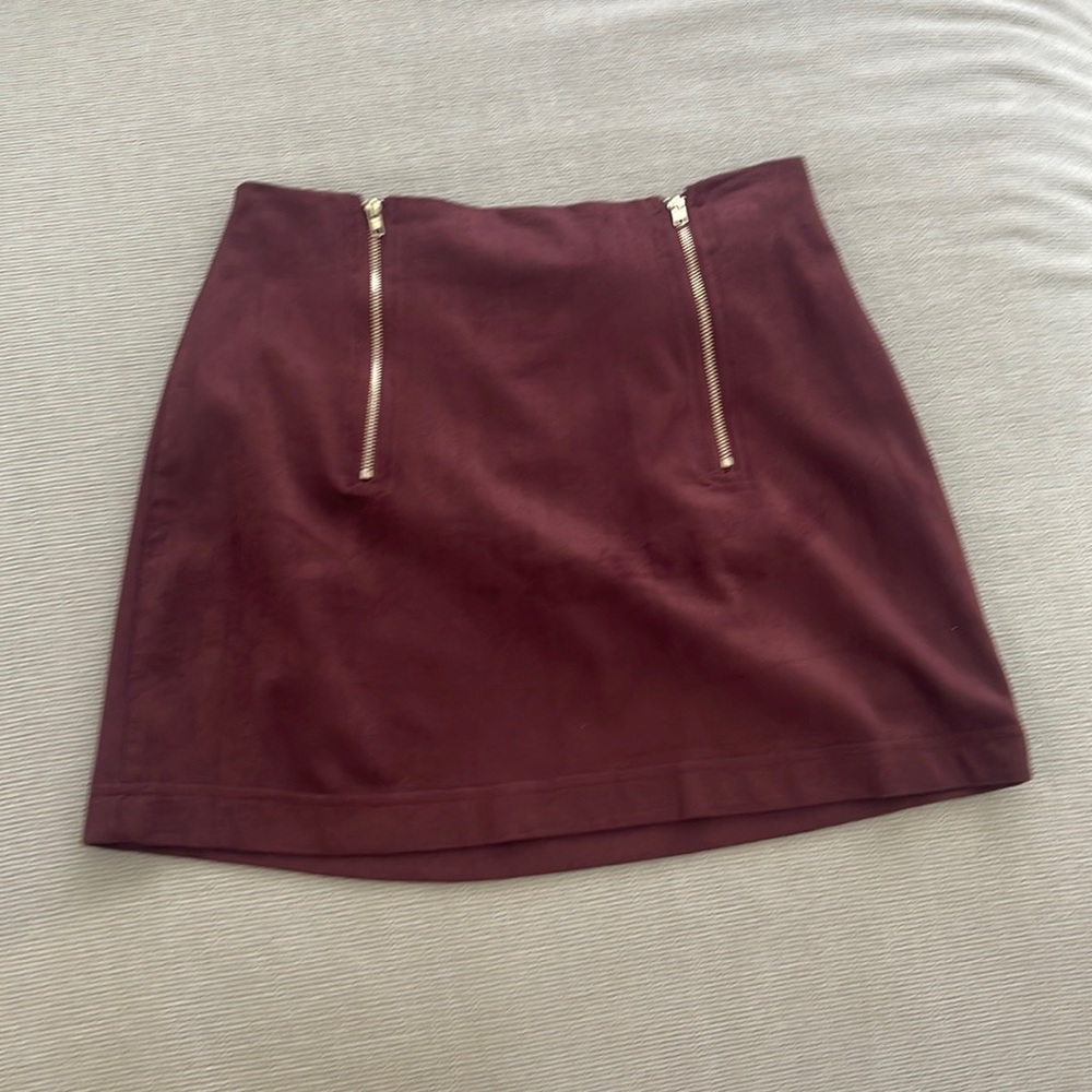 Velvet brown skirt